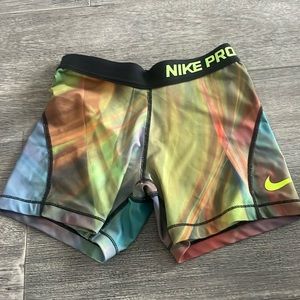Kids Nike Pros multicolor size M